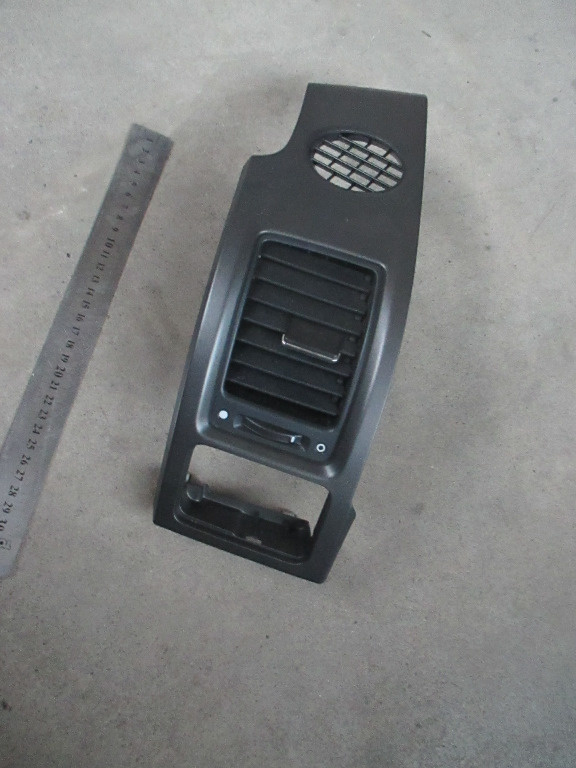 Gura grila ventilatie bord stanga sofer Honda CR-V