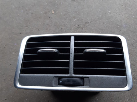 Gura/grila ventilatie cotiera spate Audi A6 C6