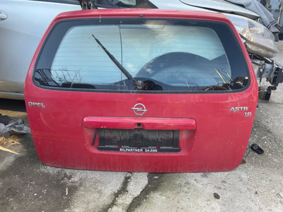 Haion/capota portbagaj/usa spate pentru Opel Astra