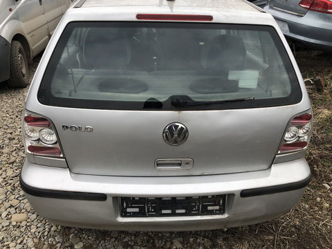 Haion / capota portbagaj Vw Polo 6n 2001 complet