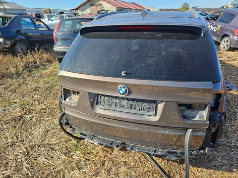 Haion cu luneta Bmw X5 E70 din 2011