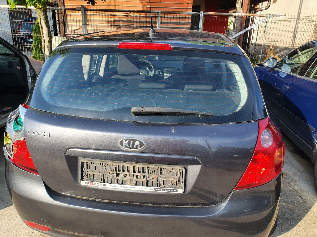 Haion cu luneta Kia Ceed an 2008