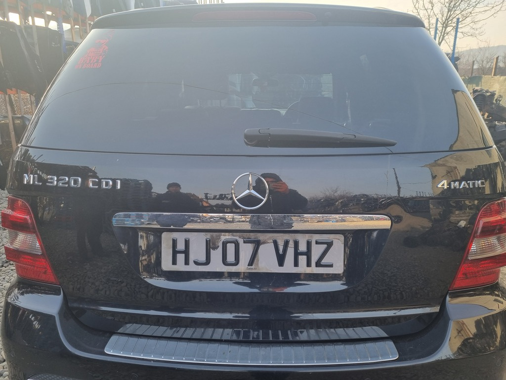 Haion Cu Luneta Mercedes ML W164 2005 - 2008 SUV 4 Usi Negru