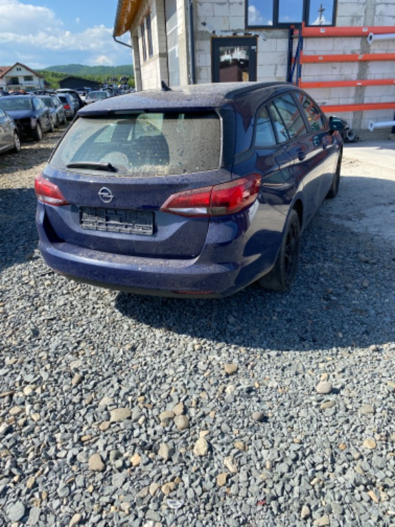 Haion cu luneta Opel Astra K 2017 Sport tourer 1.6 cdti