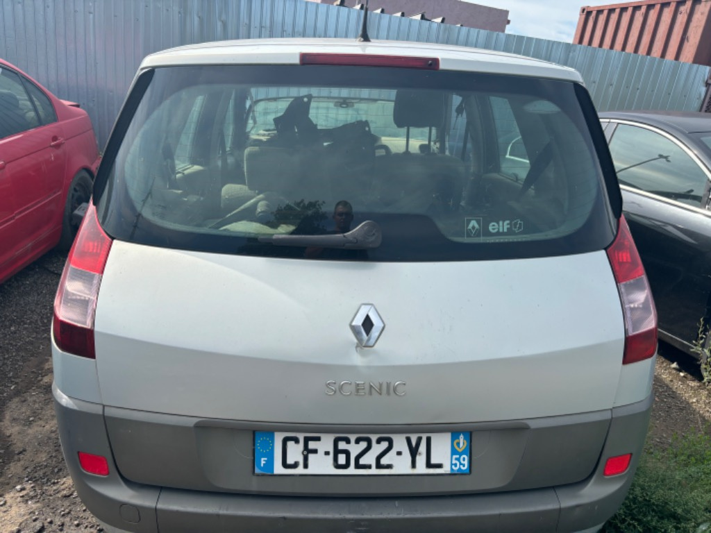 Haion cu luneta Renault Scenic (2006)