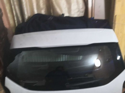 Haion Dacia Duster 2018 - 2022 stare perfecta echipat cu luneta