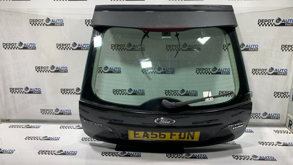 HAION DEZECHIPAT CU LUNETA FORD FOCUS 2 2007 HATCH