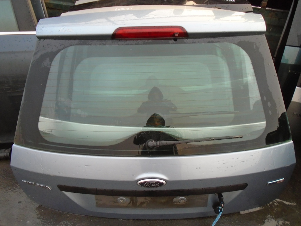 Haion Ford Fiesta cu 3 usi din 2004 fara anexe