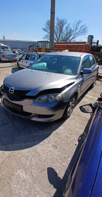 Haion / Haion cu luneta Mazda 3 BK [2003 - 2006] Hatchback 5-usi 1.6 MT (105 hp)
