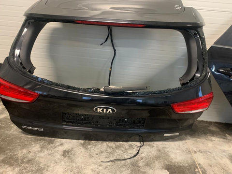 Haion Kia Ceed 2 [facelift] [2015 - 2018] Hatchback 5-usi 1.6 DCT (135 hp)