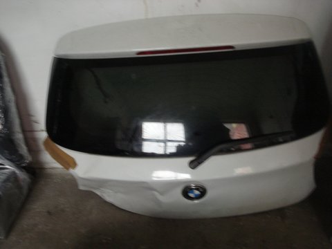 Haion luneta doar pentru luneta BMW F21 120D