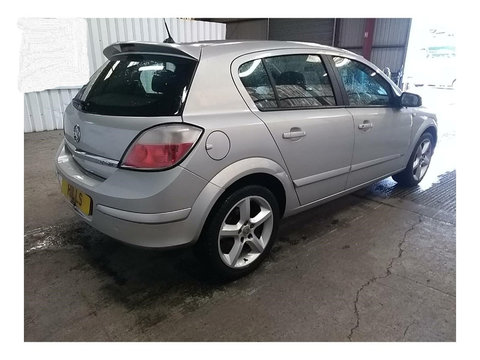 Haion Opel Astra H 2006 Hatchback 1.7 DTH Motorina