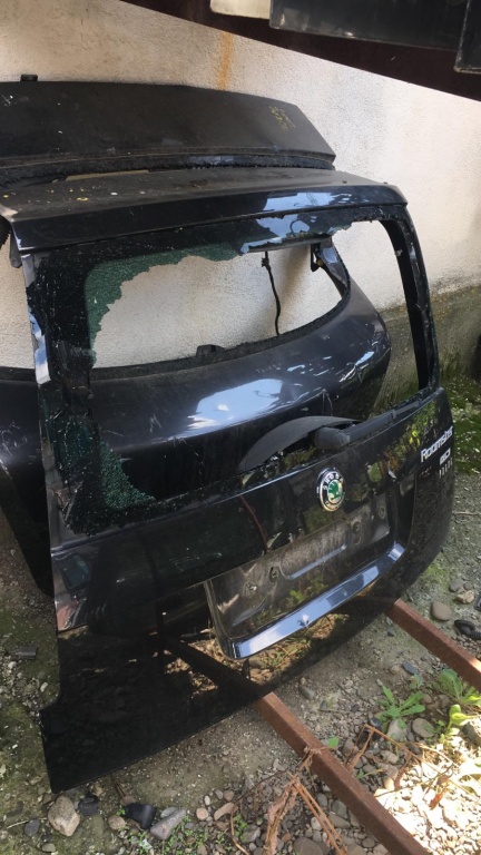 HAION PORTBAGAJ FARA GEAM LUNETA SPATE SKODA ROOMSTER 2005