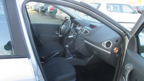 Haion Renault Clio 3 1.5 dci din 2008