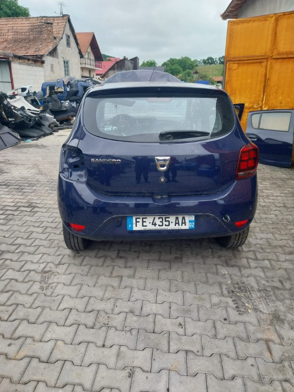 Haion spate Dacia Sandero an 2013-2020 complet