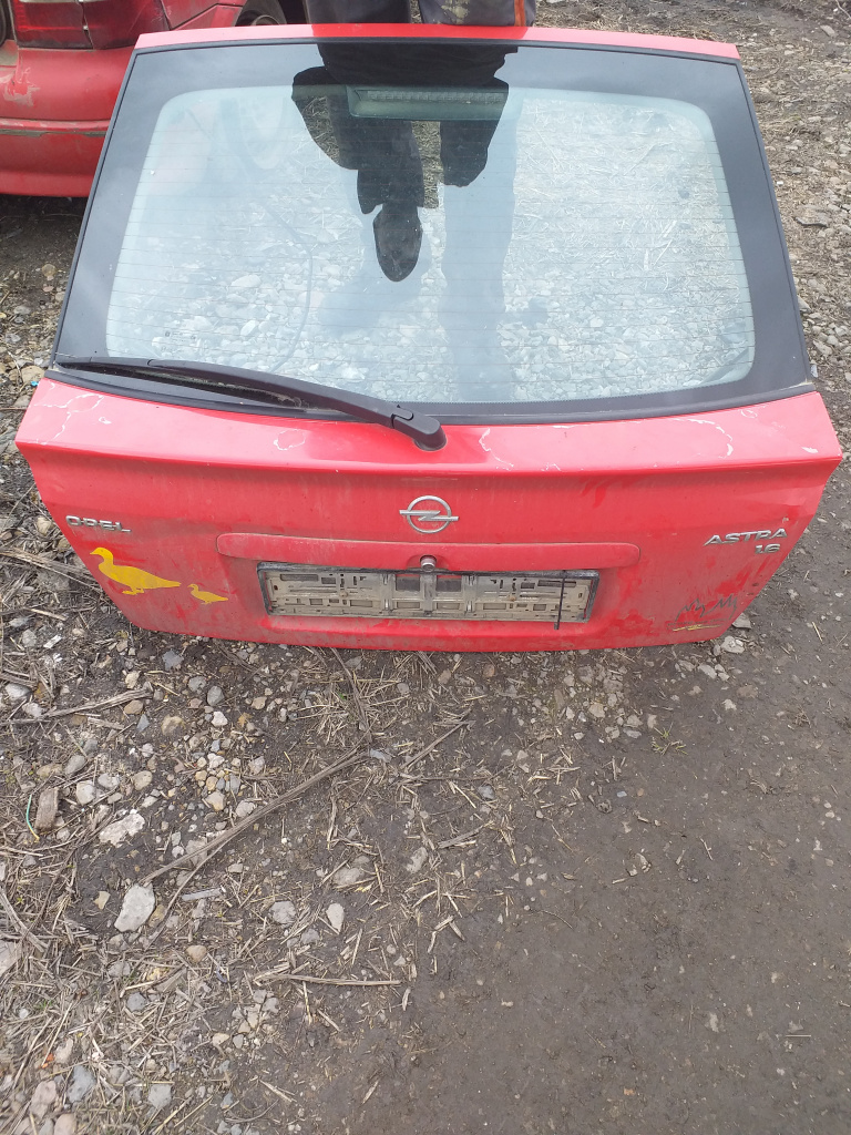 Haion spate Opel Astra G
