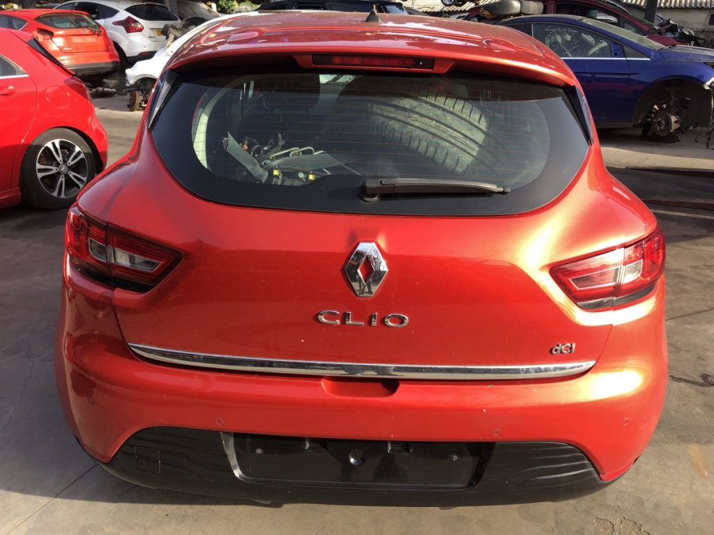 HAION SPATE Renault Clio 4 Start / Stop' 1.5 Dci Diesel; An- 2015 KM- 150.000