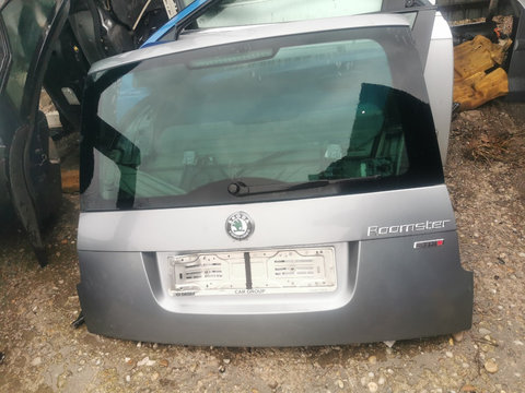 Haion spate skoda roomster an 2011