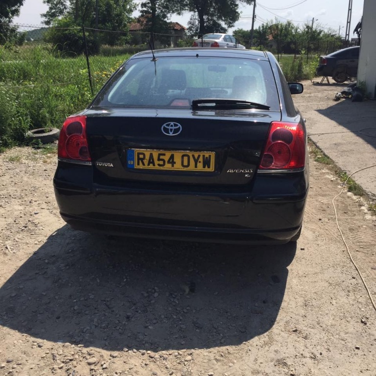 Haion toyota avensis 2006