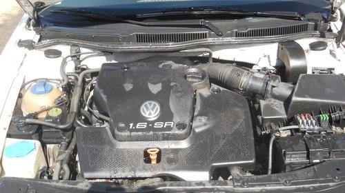 Haion Volkswagen Golf 4 2000 Hatchback 1