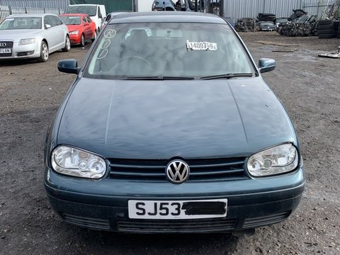 Haion Volkswagen Golf 4 2004 Hatchback Cutie viteze 6+1 1,9 TDI ASZ