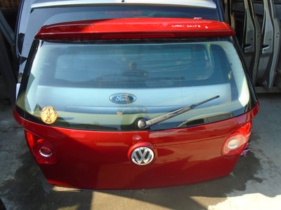 Haion Volkswagen Golf 5 cu 3 usi din 2003 fara ane