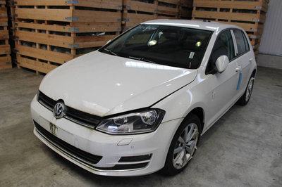 Haion Volkswagen Golf 7 2016 hatchback 1.6 CXX