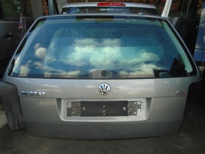 Haion Volkswagen Passat combi 2004