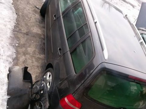 Haion Vw Touran 1.6 FSI din 2005