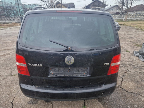 Haion vw touran 2006 usor defect