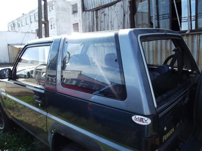 Hard top Daihatsu Feroza geam usa geamuri laterale