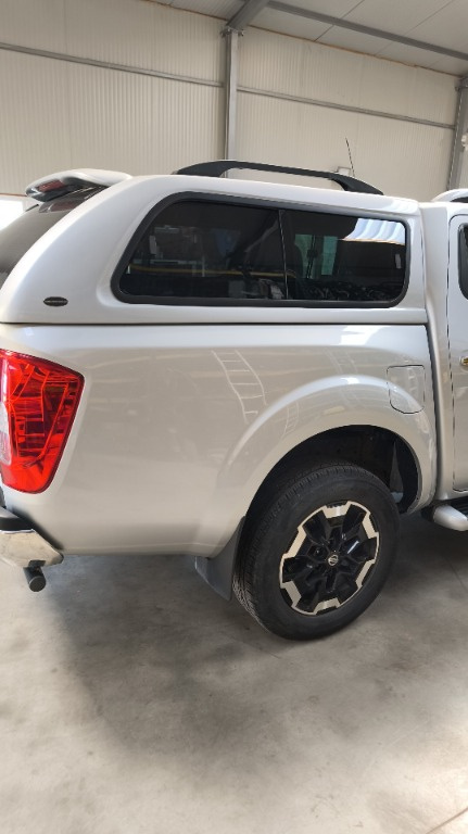 Hardtop nissan navara