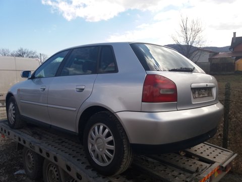 Haion cu luneta AUDI A3 2000-2003 in 4 usi ,GRI stare f buna