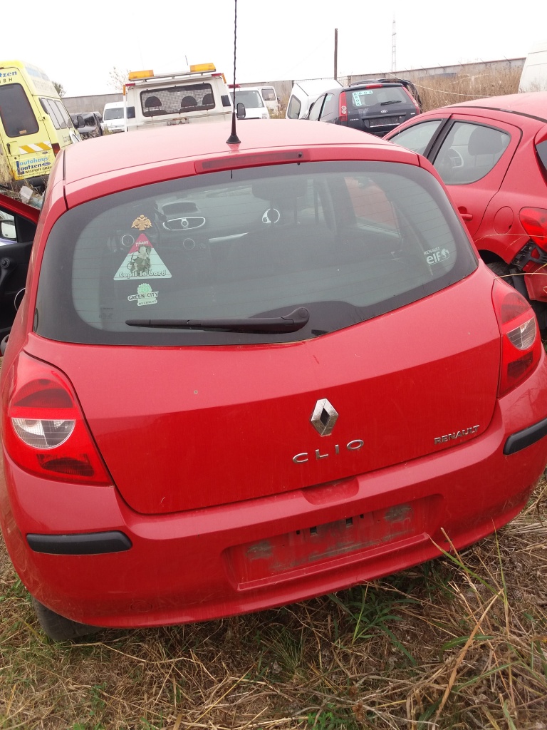 Haion renault clio 3 hatchback an 2007
