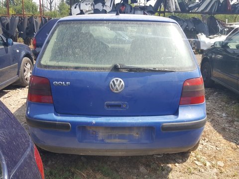 Haion Volkswagen Golf 4 coupe 2002