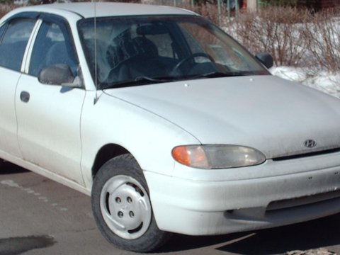 Hyundai X3 accent, 1.4 Benzina, 62 kw, an 1995