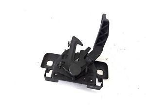 Inchizator Broasca capota motor Dacia Sandero 2 2013-2021 NOU