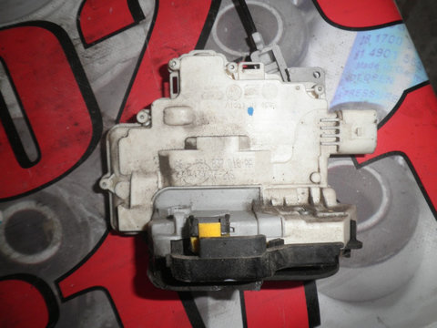 Incuietoare / Broasca Dreapta Fata Audi A4 B7 8E1837016