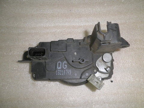 Incuietoare / Broasca Dreapta Fata Opel Astra H 13210749