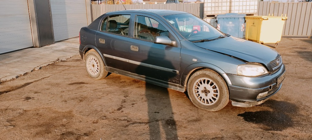 Incuietoare capota Opel Astra G 2000 hat