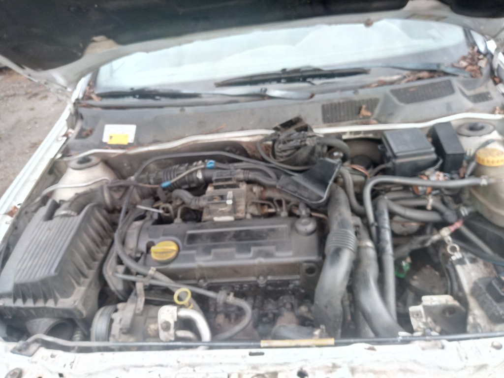 Incuietoare capota Opel Astra G 2003 Kom