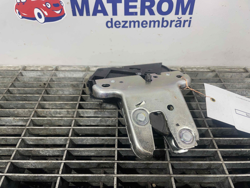 INCUIETOARE CAPOTA SPATE AUDI A6 A6 - - (2009 2011)