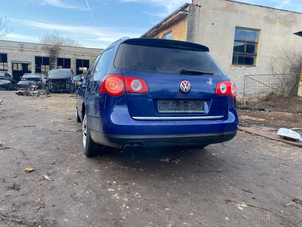 Incuietoare capota Volkswagen Passat B6 