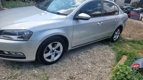 Incuietoare capota Volkswagen Passat B7 