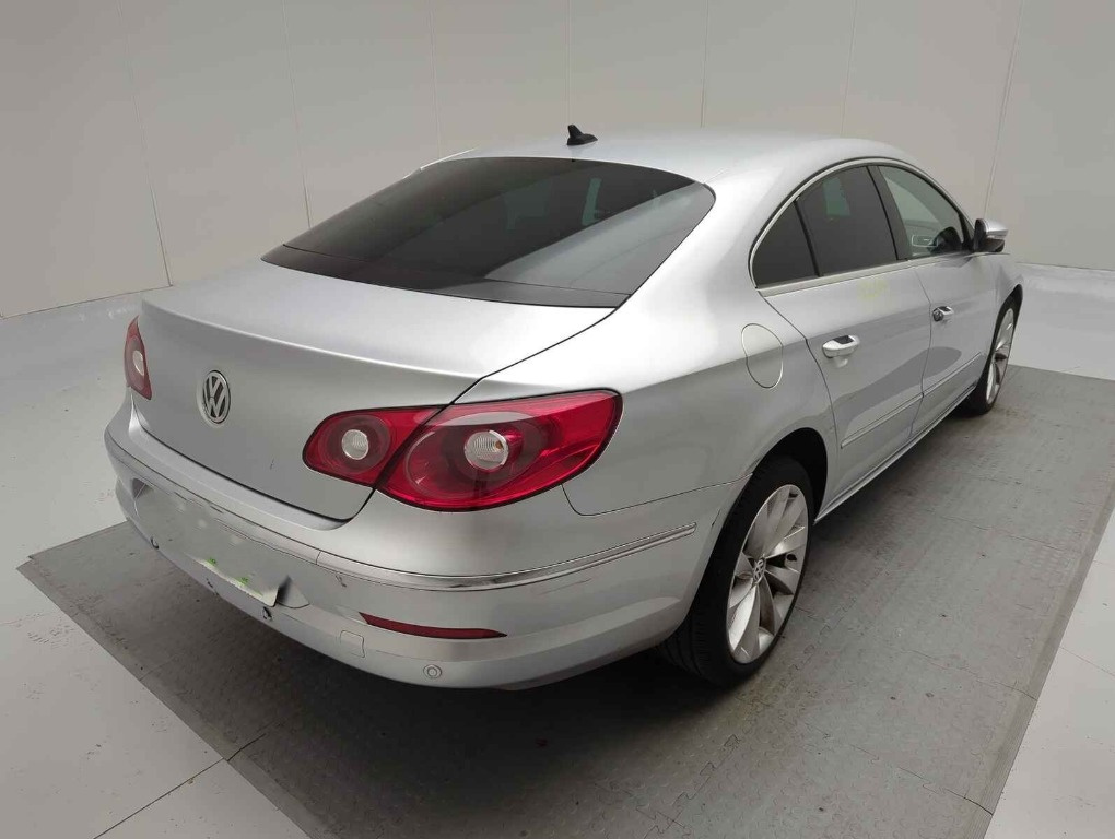 Incuietoare capota Volkswagen Passat CC 