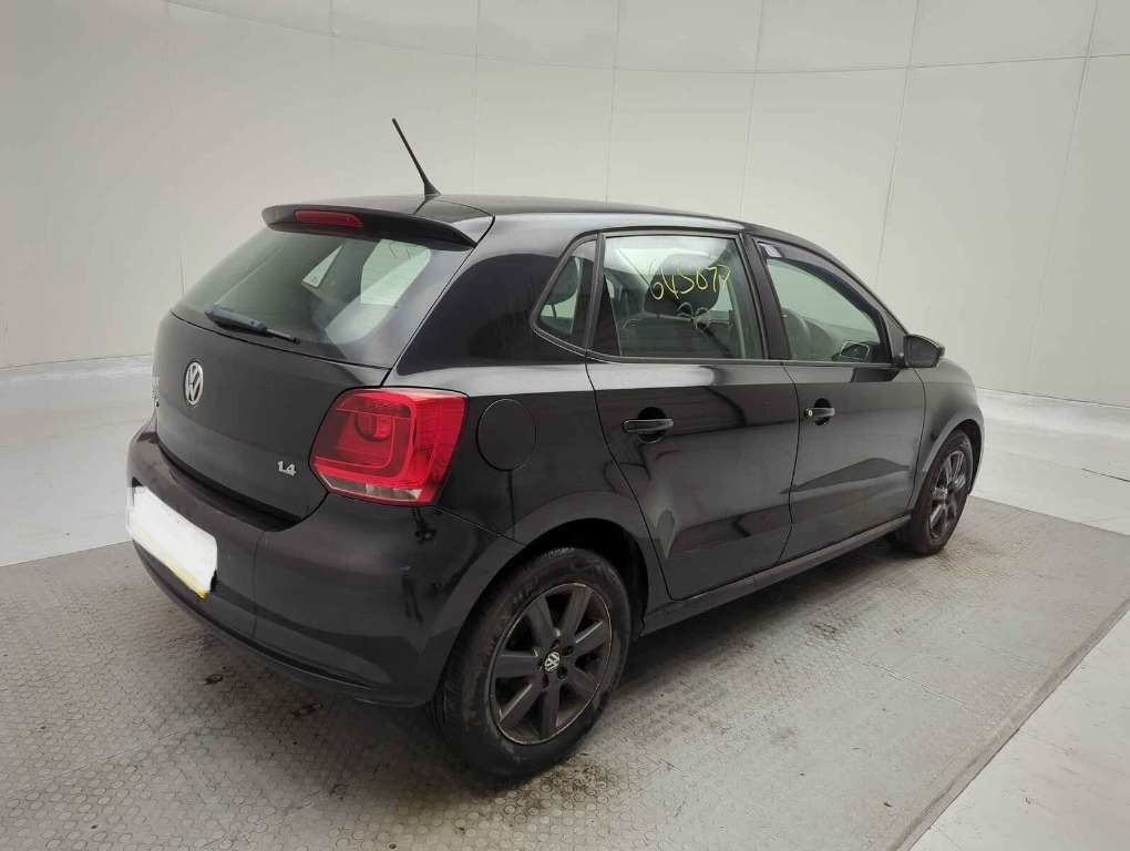 Incuietoare capota Volkswagen Polo 6R 20