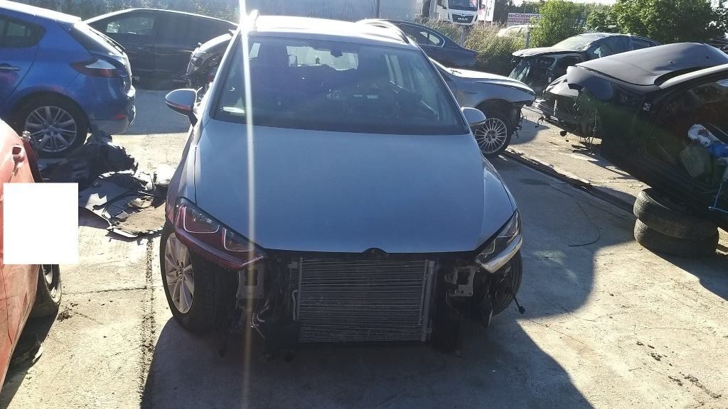 Incuietoare capota. VW Golf 7 Sportsvan 1.2 Tsi CYV 2016