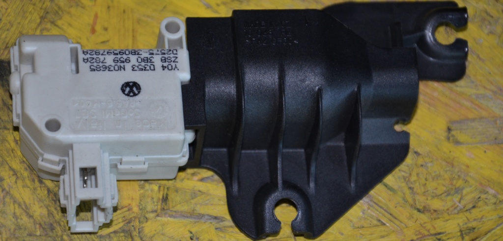 INCUIETOARE ELECTRICA Torpedou AUDI 2004-2008 / Y0