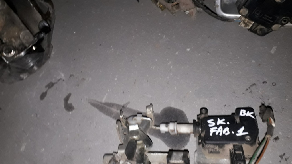 Incuietoare portbagaj / partea de jos fixa Skoda fabia 1 break combi