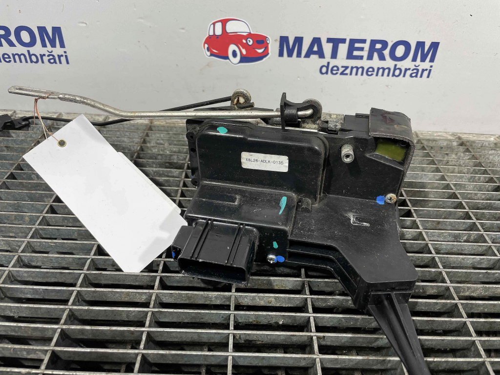 INCUIETOARE USA FATA DREAPTA FORD FUSION